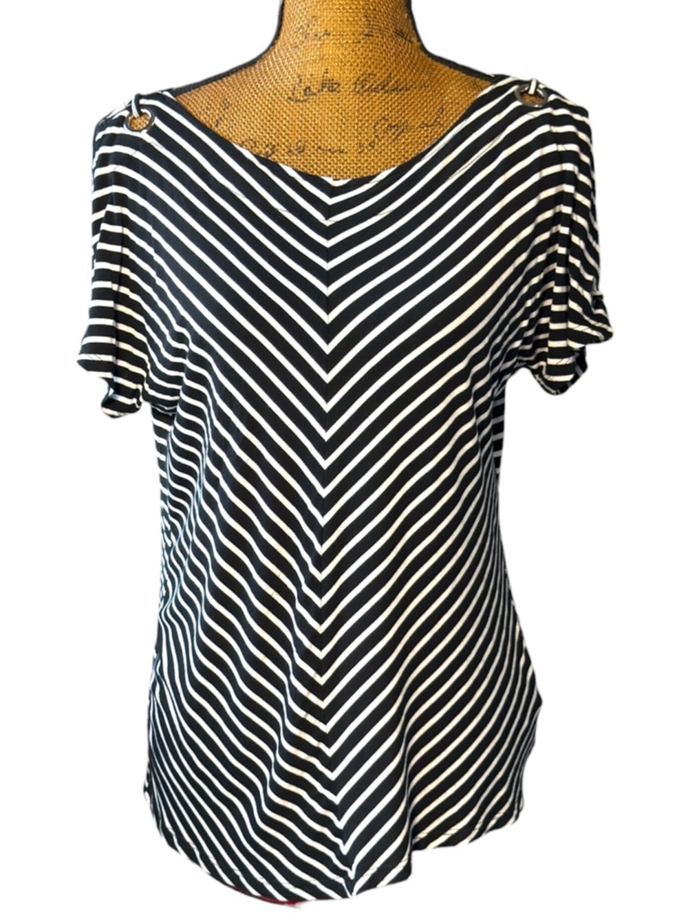 Cable & Gauge black and white chevron striped short sleeve top Women’s M | E